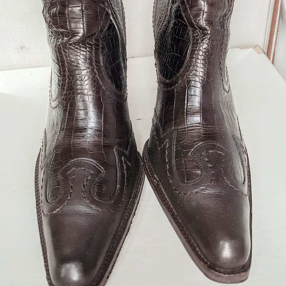 Stuart-Weitzman-Preston-boots-size 8.5 - Picture 2 of 7